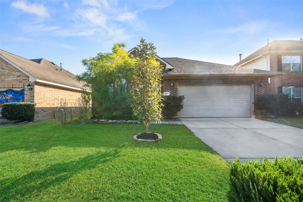 House for rent at 8815 Rollick Dr, Tomball, TX 77375