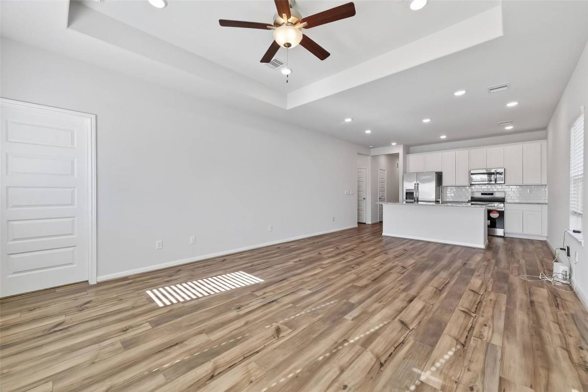 House for rent at 8327 Bristlecone Pine Way, Magnolia, TX 77354