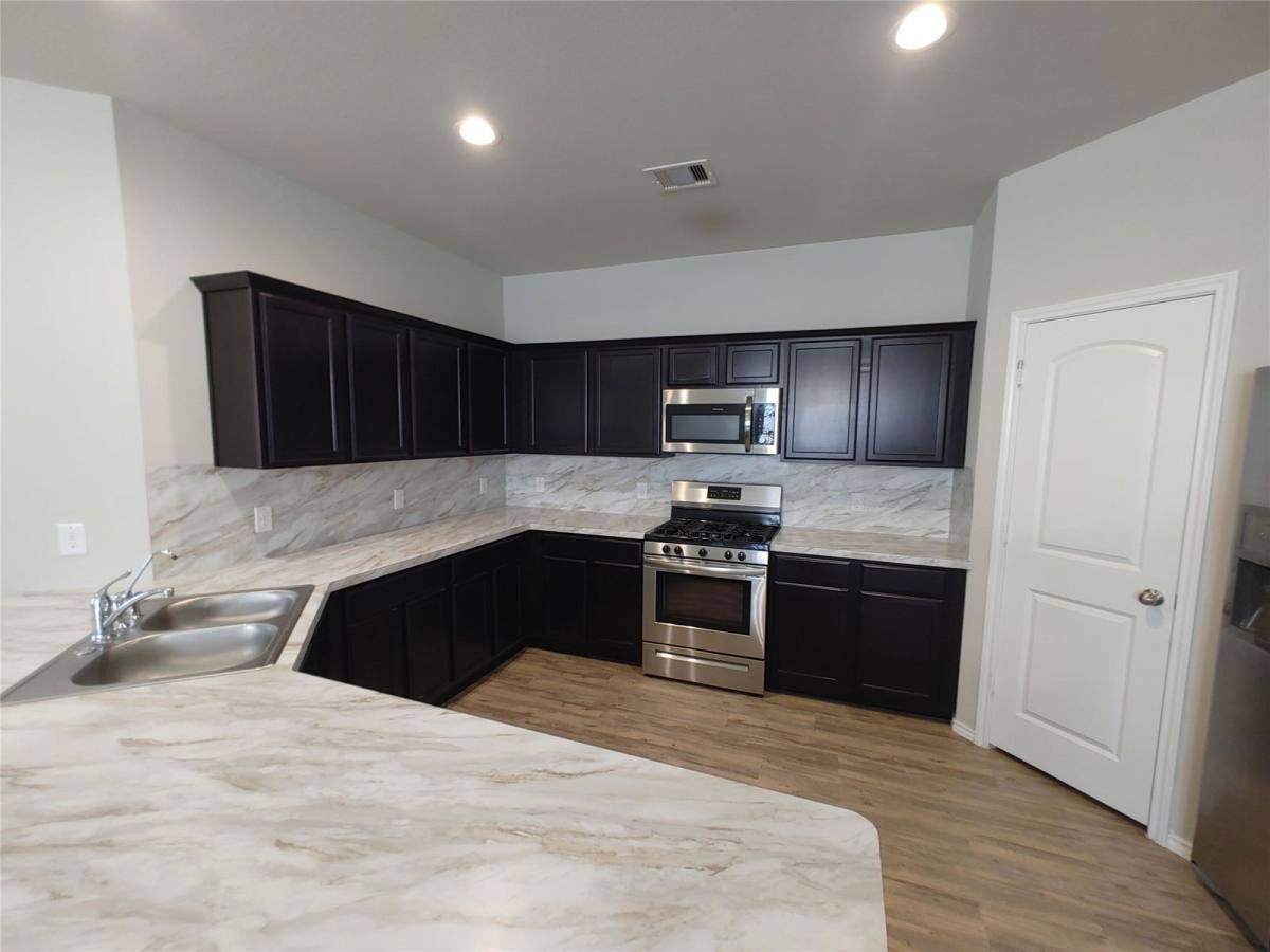 House for rent at 14223 Glacier Bay Court, Conroe, TX 77384