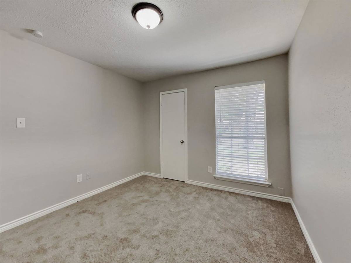 House for rent at 24107 Lone Elm Dr, Spring, TX 77373