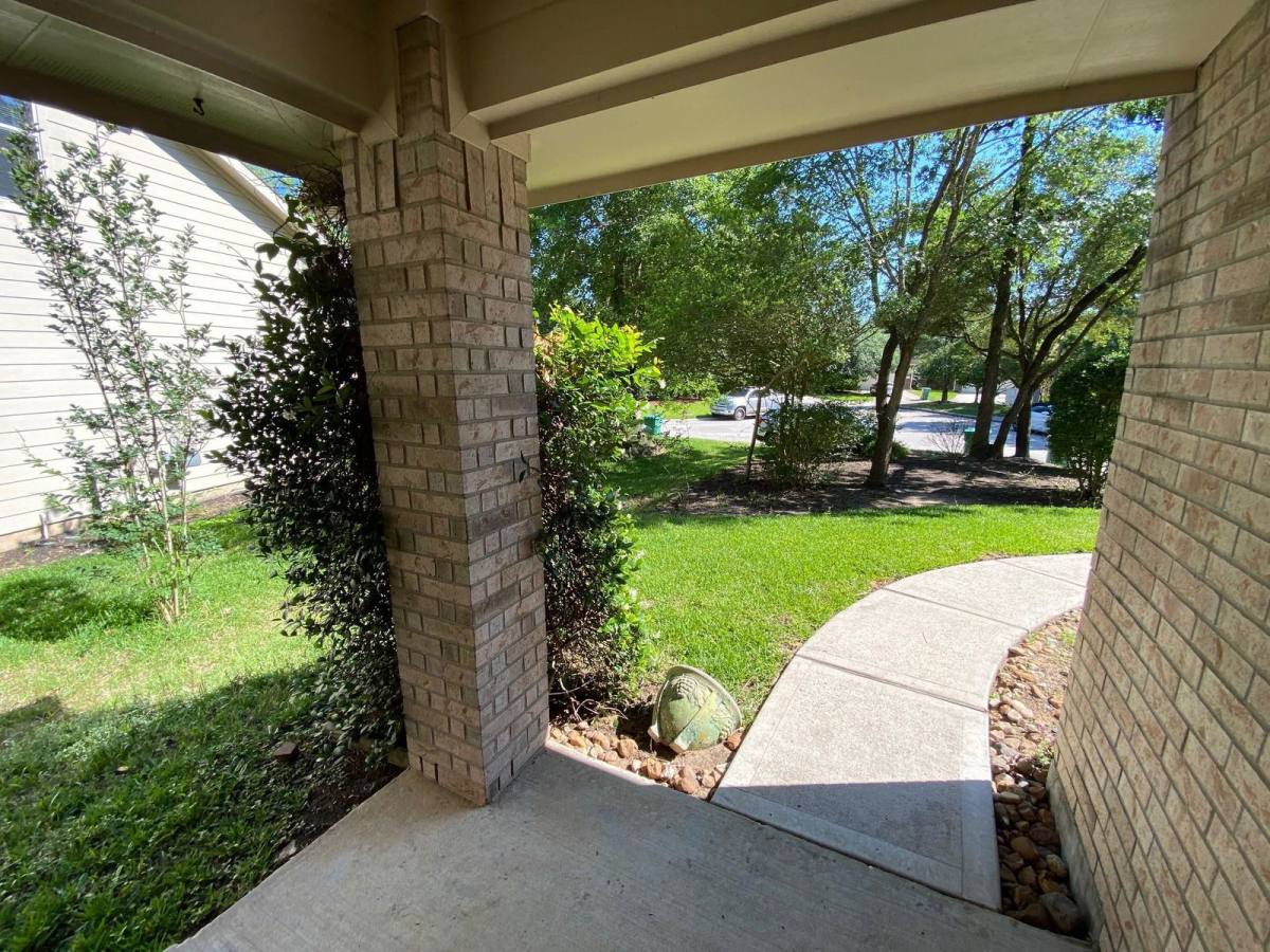 House for rent at 38 W Sage Creek Place, Spring, TX 77382