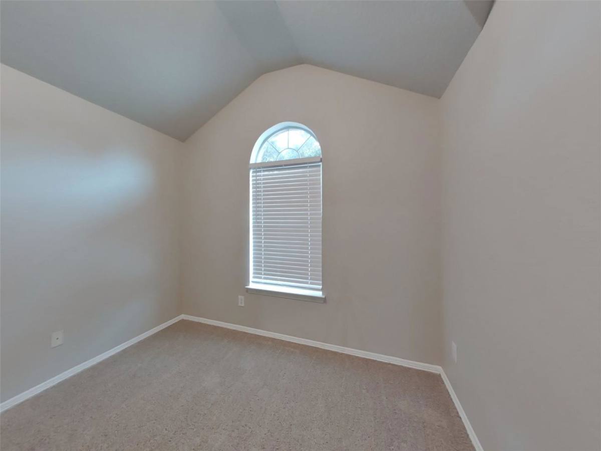House for rent at 2205 Highland Hills Dr, Conroe, TX 77304