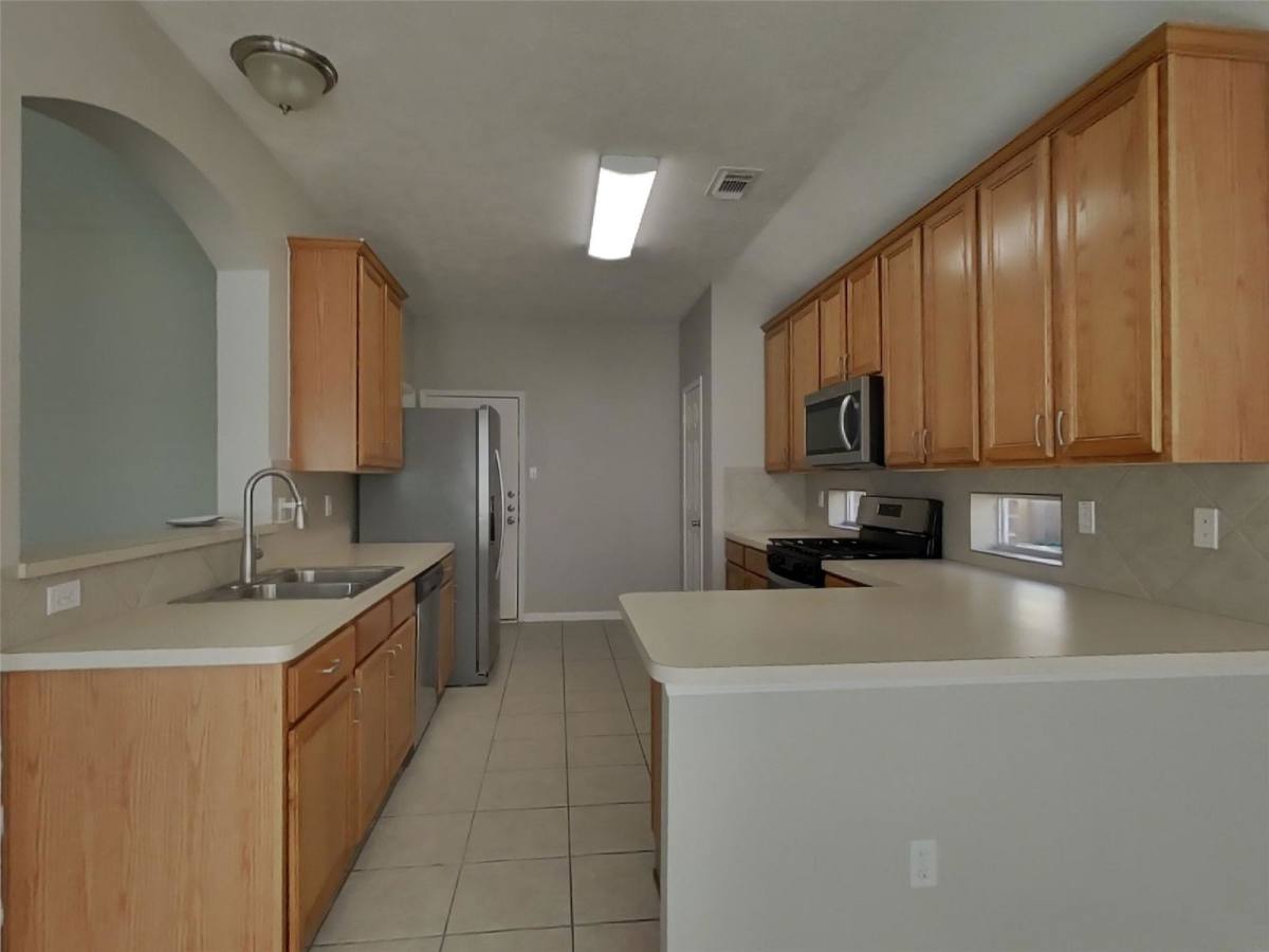 House for rent at 3123 Spring Ranch Lane, Spring, TX 77388