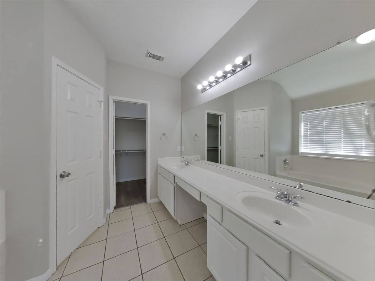 House for rent at 3123 Spring Ranch Lane, Spring, TX 77388