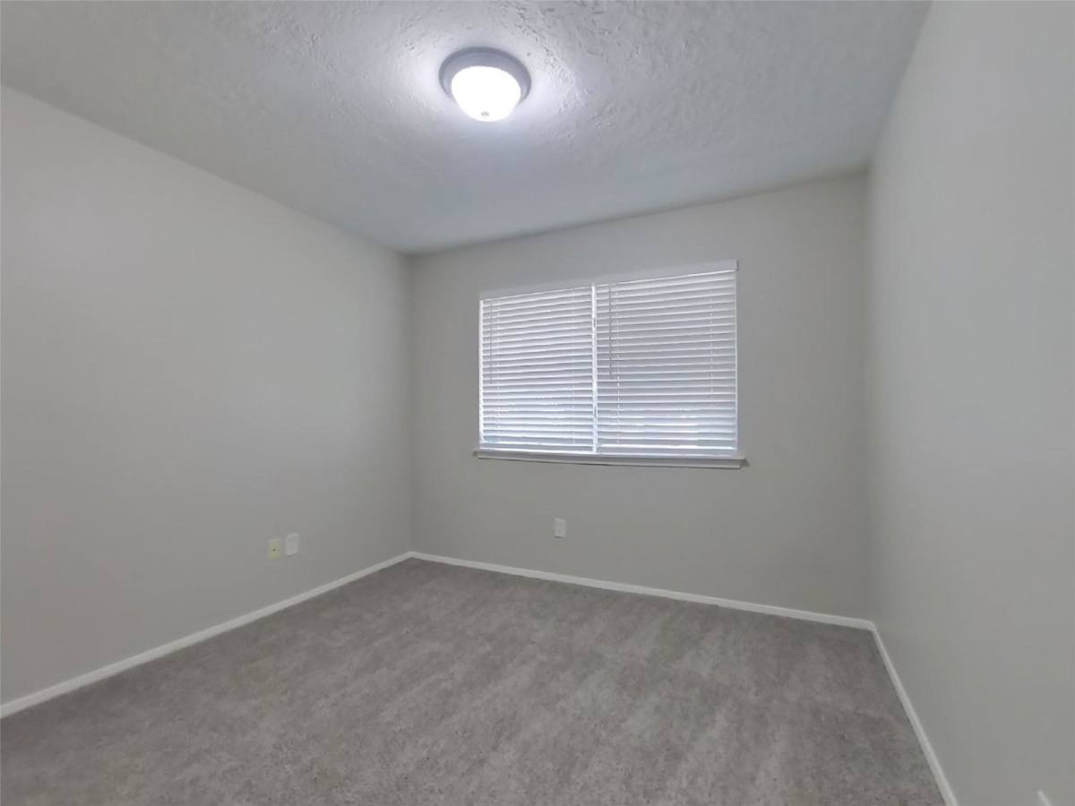 House for rent at 17226 Modbury Dr, Spring, TX 77379
