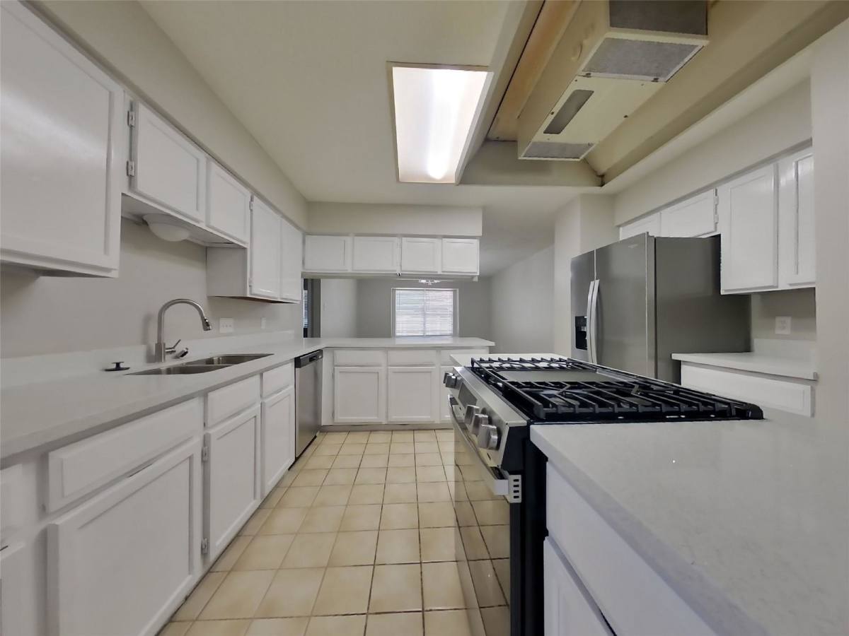 House for rent at 17226 Modbury Dr, Spring, TX 77379