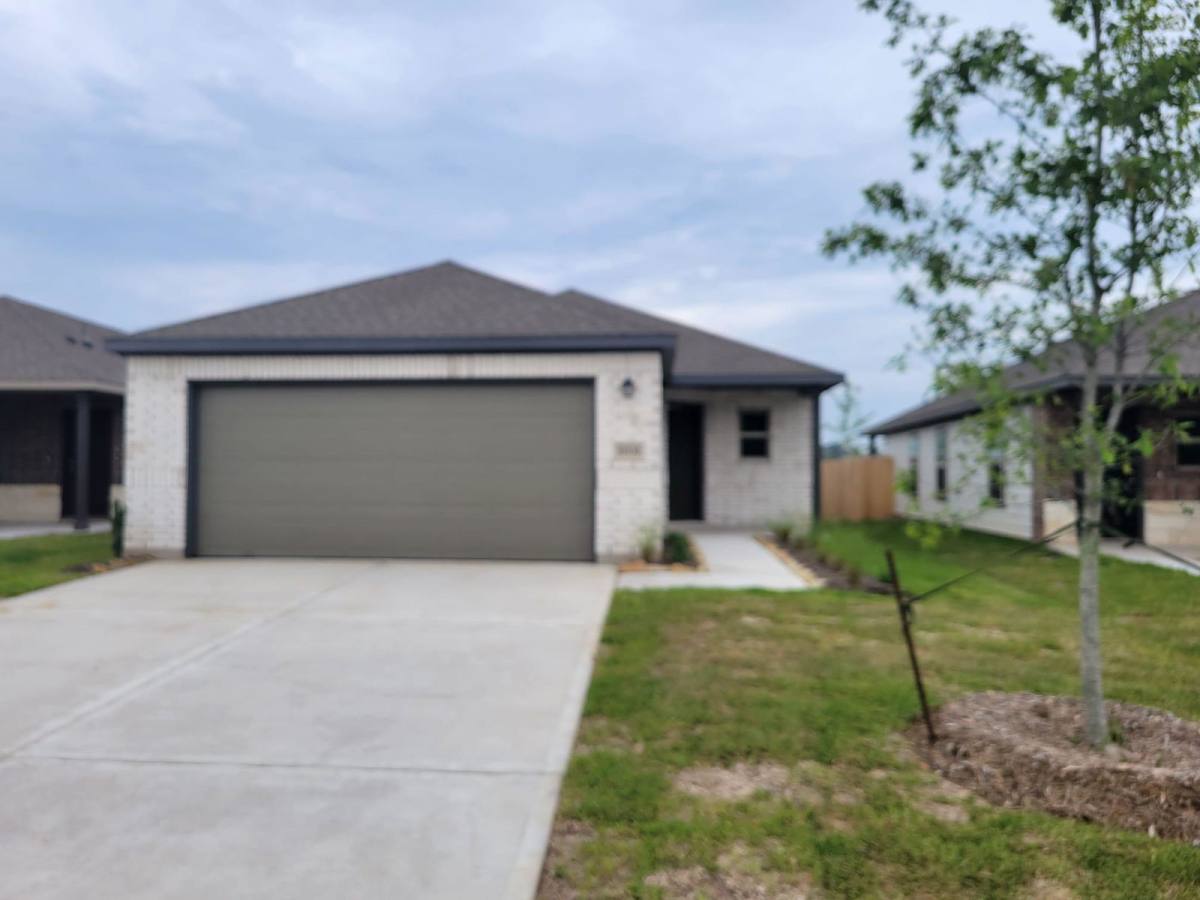 House for rent at 14930 Dane Court, Montgomery, TX 77316
