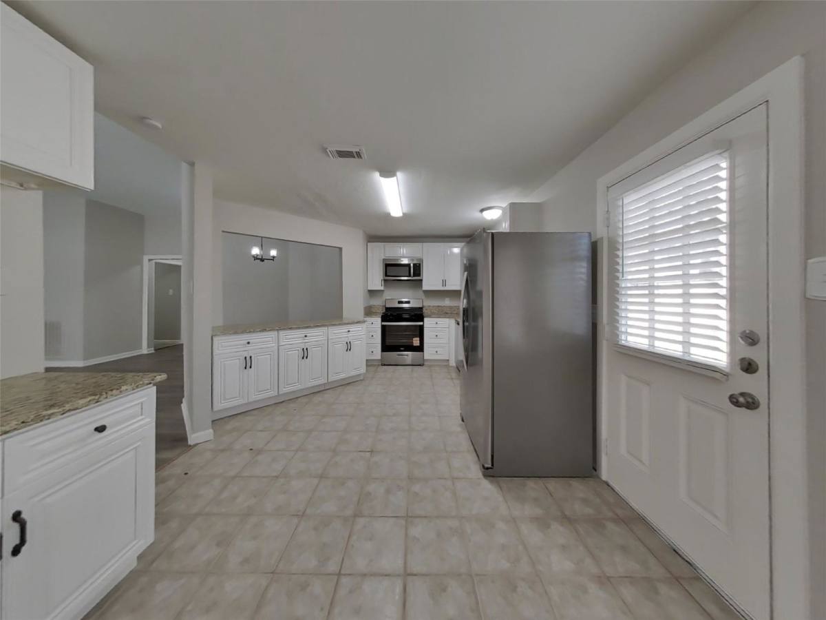 House for rent at 21476 Palace Pines Dr, Kingwood, TX 77339