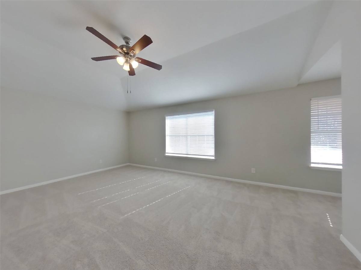House for rent at 1910 Flycaster Dr, Spring, TX 77388