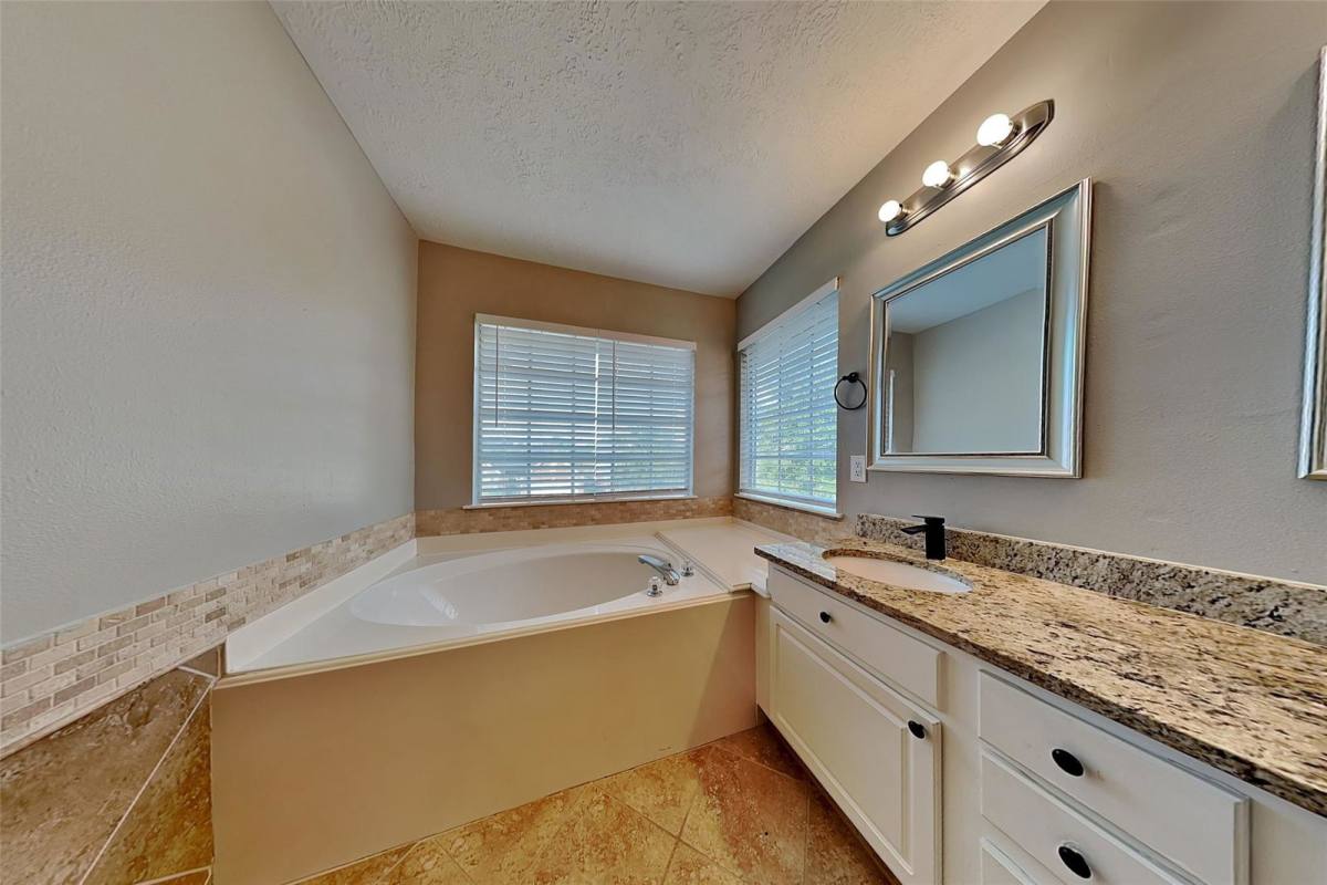 House for rent at 1406 Chesterpoint Dr, Spring, TX 77386