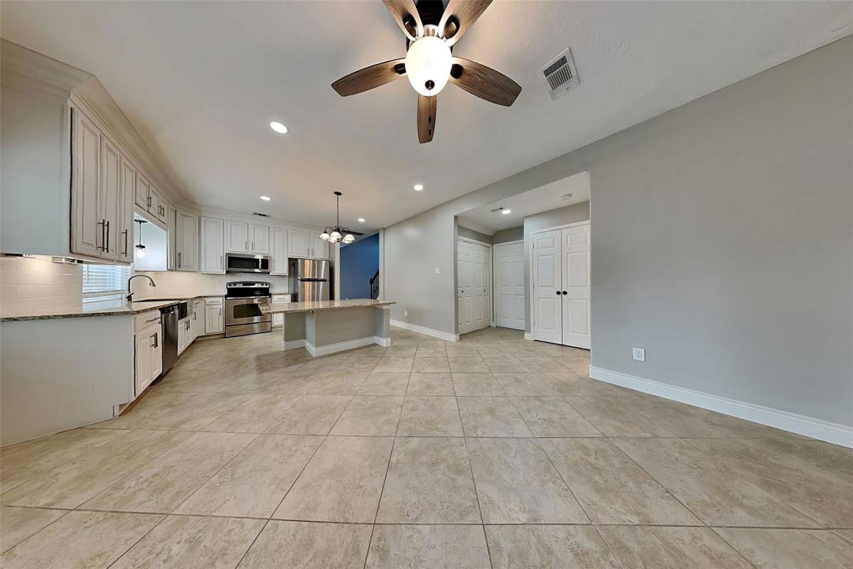 House for rent at 1406 Chesterpoint Dr, Spring, TX 77386