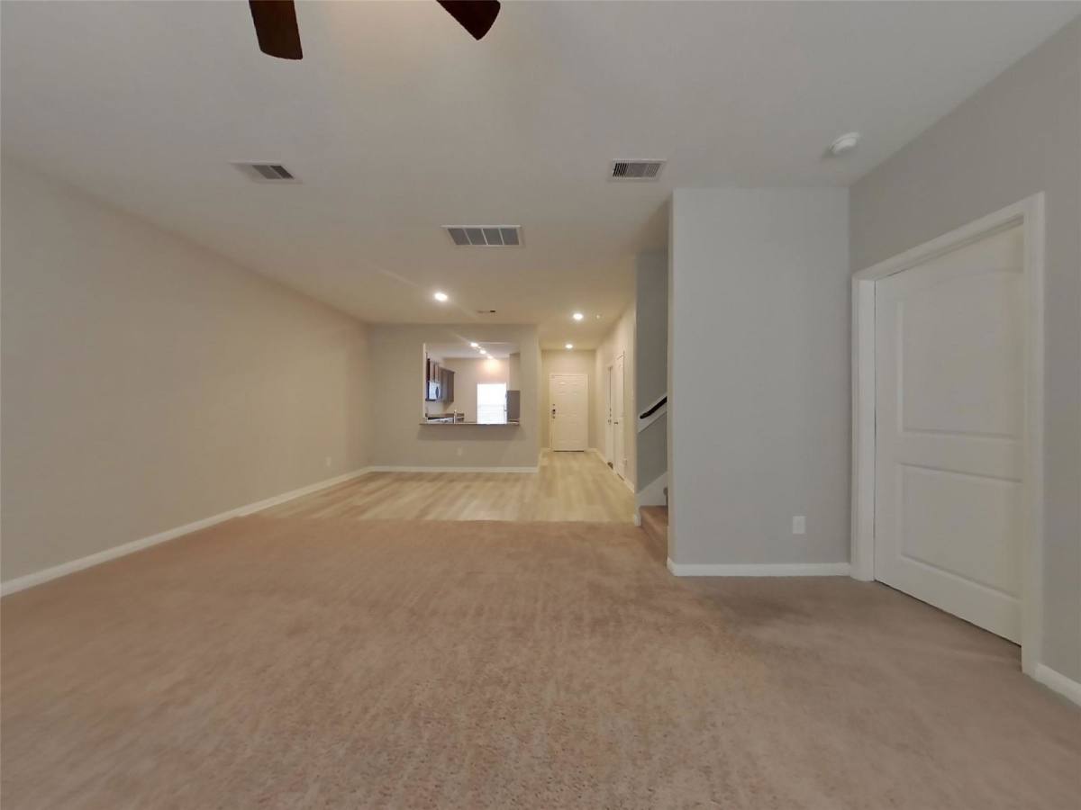 House for rent at 23112 Shakespeare Dr, Magnolia, TX 77355