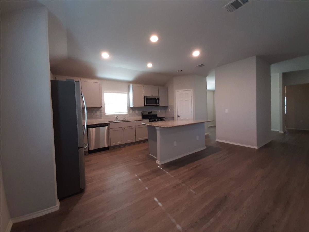 House for rent at 221 Stalwart Hill Trail, Magnolia, TX 77354