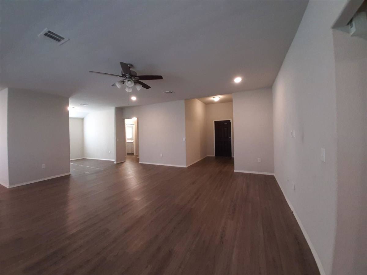 House for rent at 221 Stalwart Hill Trail, Magnolia, TX 77354