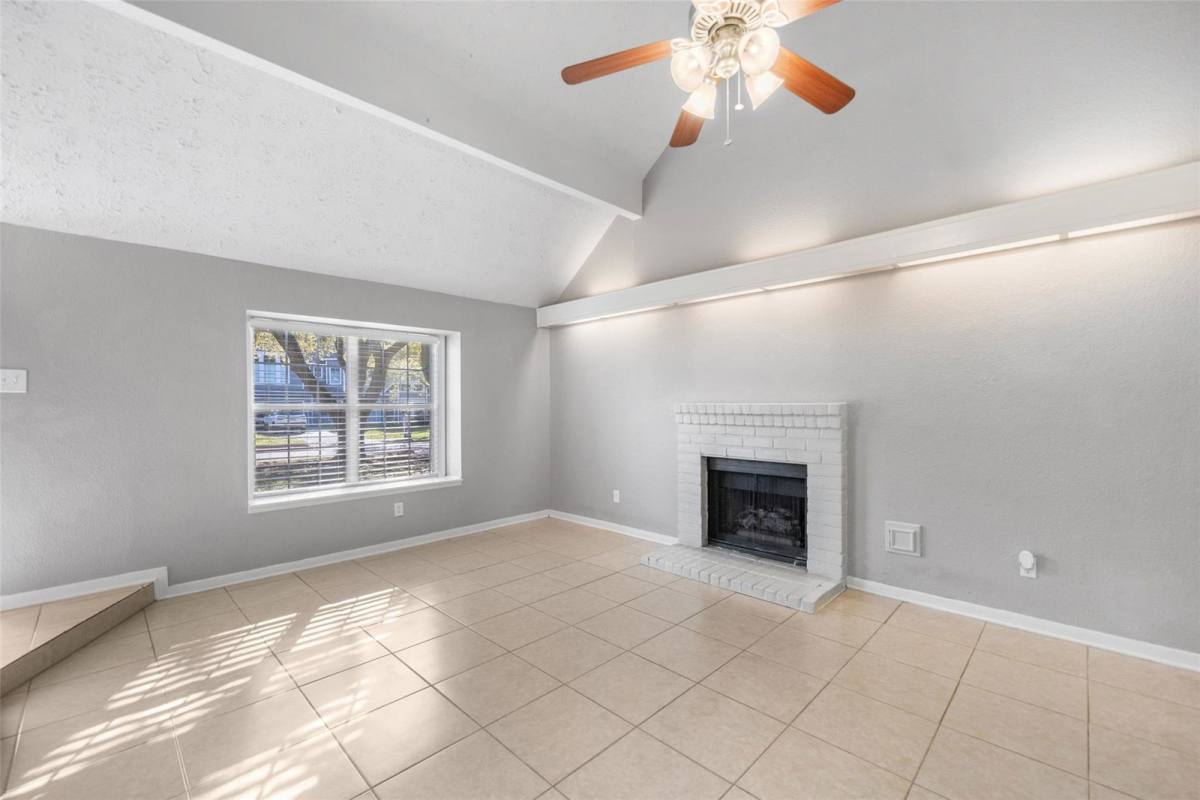 House for rent at 22906 Black Willow Dr, Tomball, TX 77375