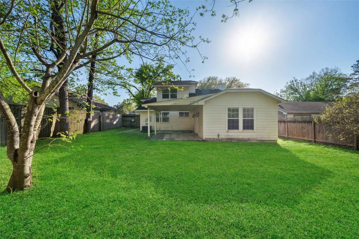 House for rent at 22906 Black Willow Dr, Tomball, TX 77375