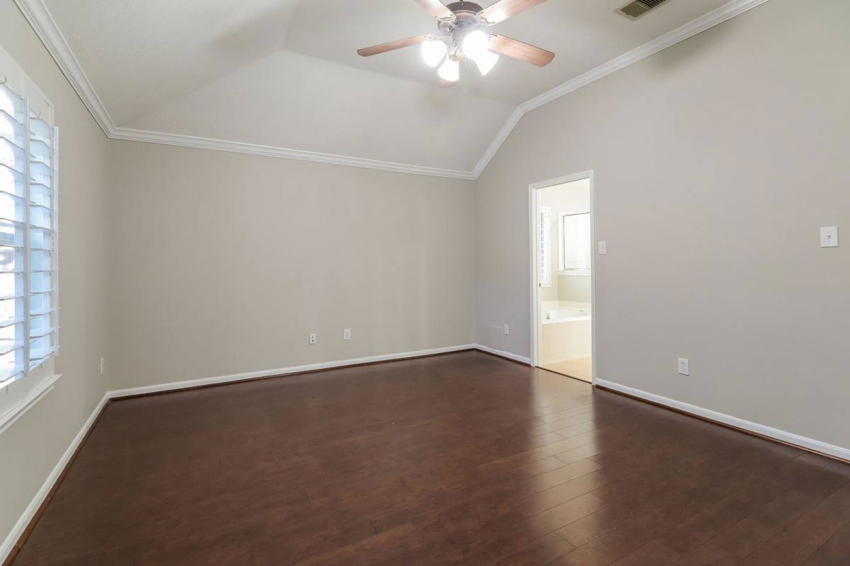 House for rent at 27 S Misty Canyon Place, Conroe, TX 77385
