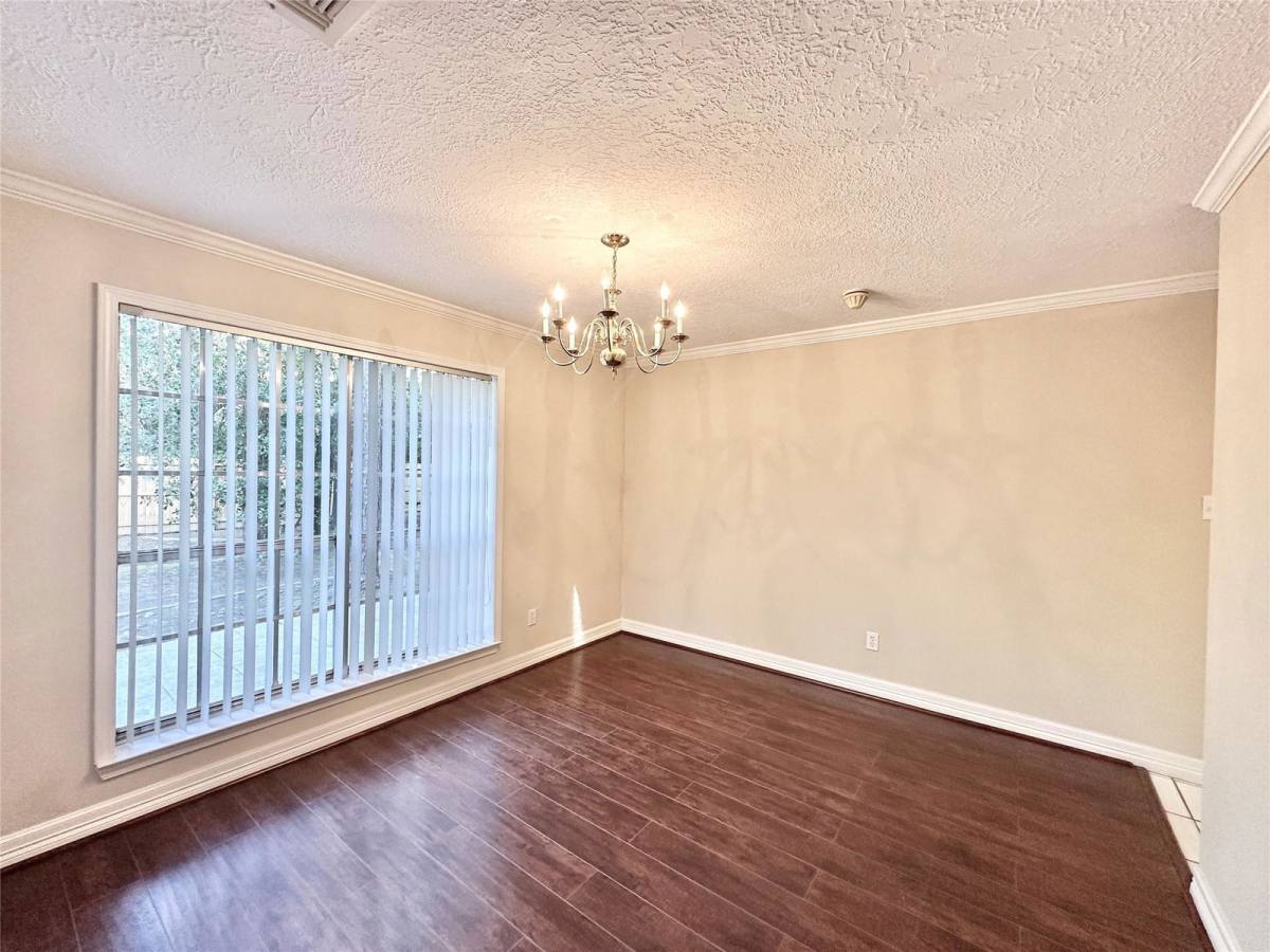 House for rent at 65 Hickory Oak Dr, Spring, TX 77381