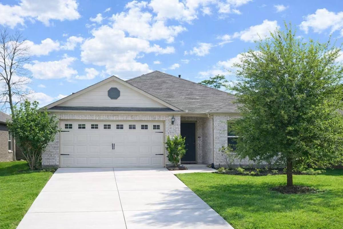 126 Courageous Side Way, Magnolia, TX 77354 - House For Rent - Image 1
