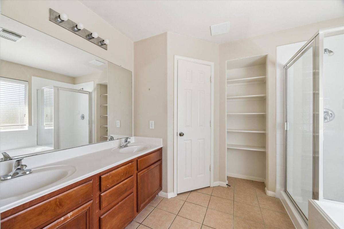 House for rent at 8307 Cove Timbers Lane, Tomball, TX 77375