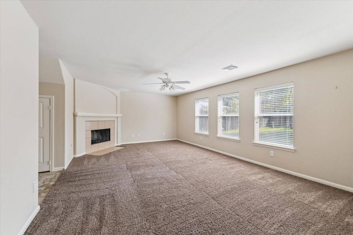 House for rent at 8307 Cove Timbers Lane, Tomball, TX 77375