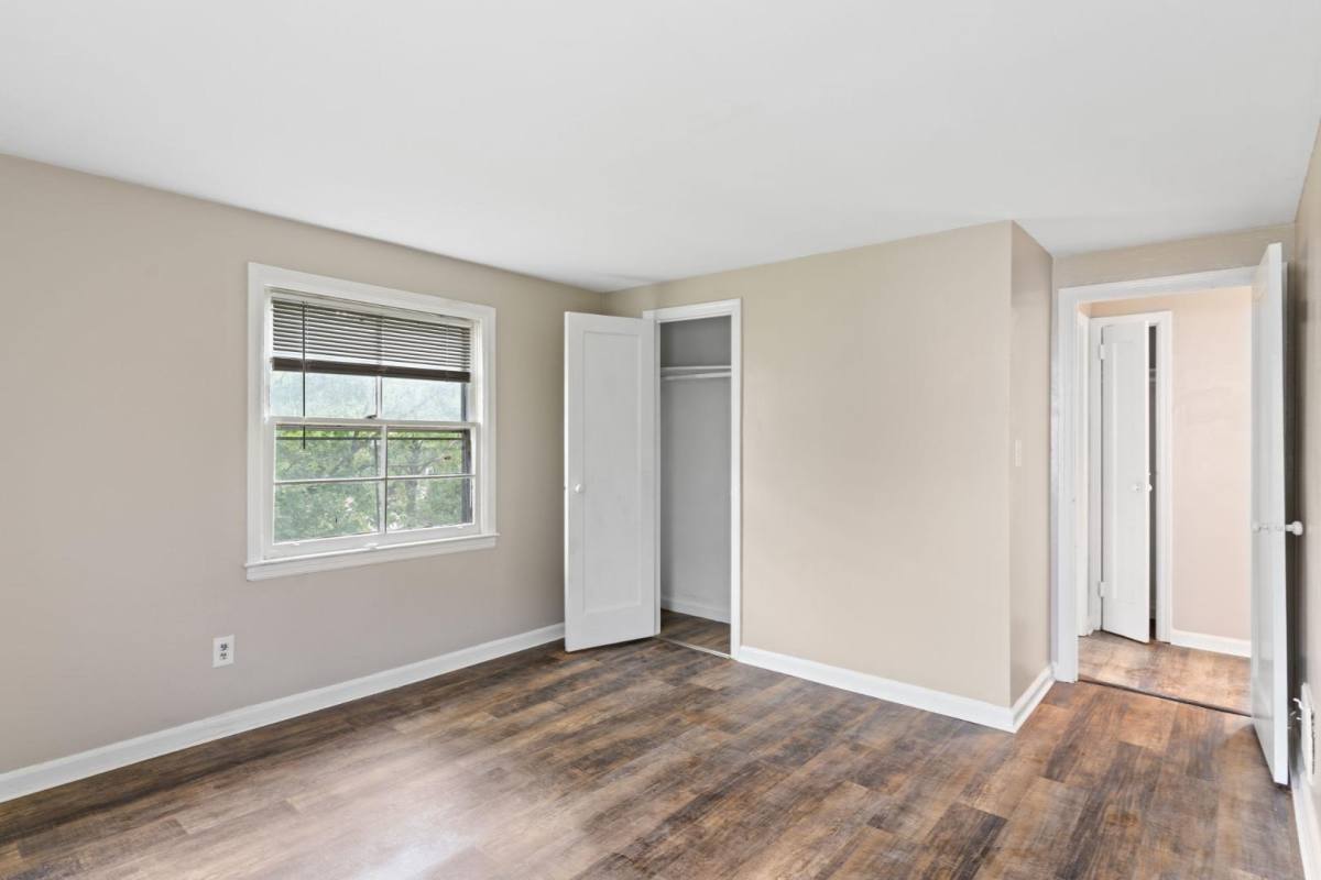 House for rent at 1114 Roslyn Ave, Akron, OH 44320