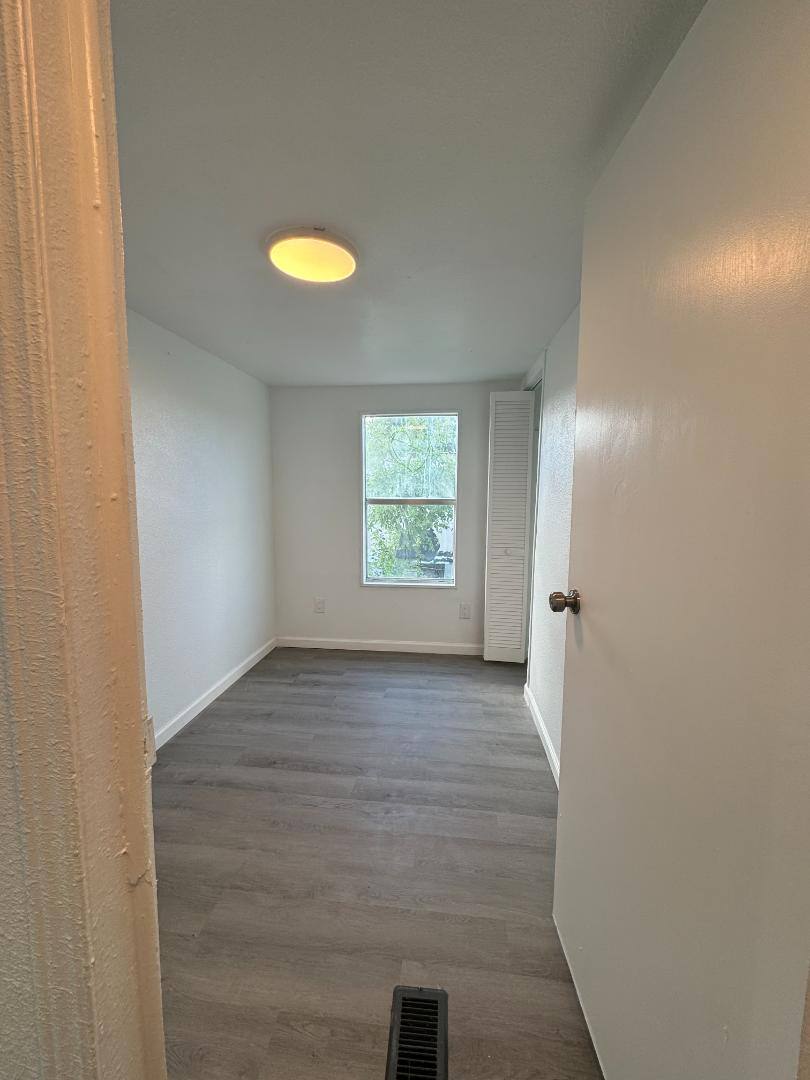 Apartment for rent at 2111 W Austin St #12 Pom, Port Lavaca, TX 77979
