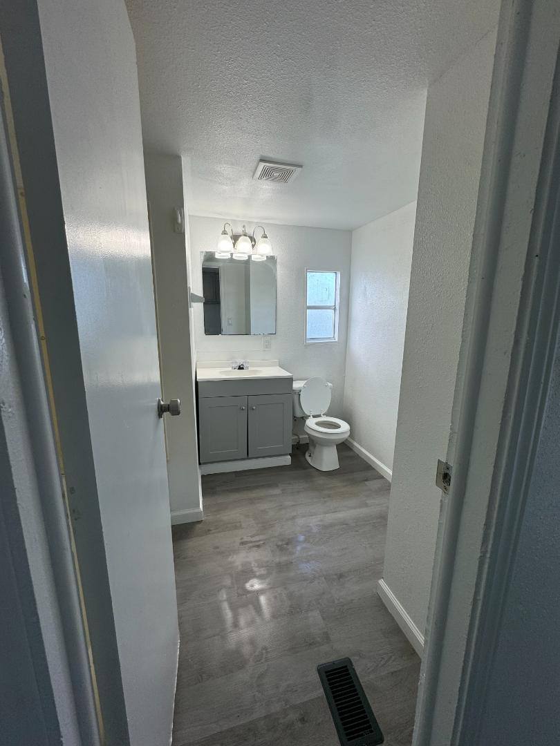 Apartment for rent at 2111 W Austin St #12 Pom, Port Lavaca, TX 77979