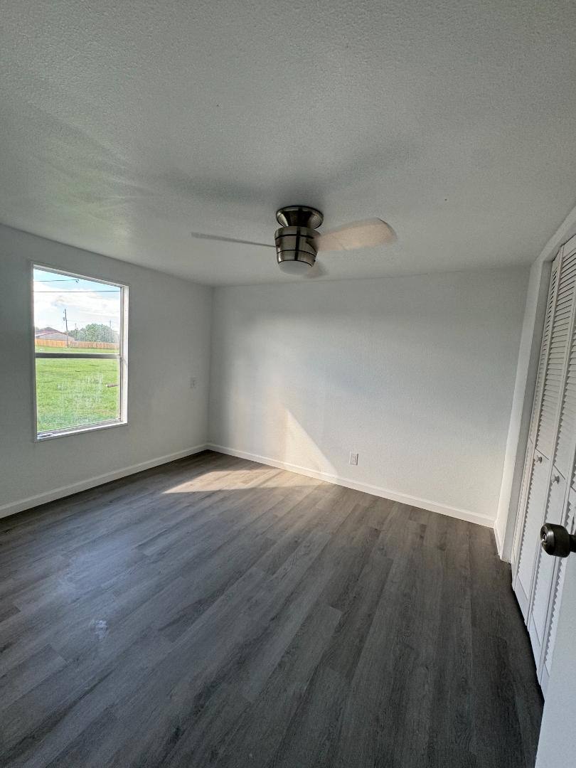 Apartment for rent at 2111 W Austin St #12 Pom, Port Lavaca, TX 77979