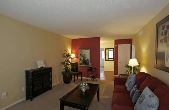 Apartment for rent at 535 W Nasa Rd, Webster, TX 77598