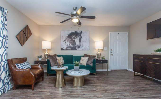 Apartment for rent at 11910 Thoroughbred Dr, Houston, TX 77065