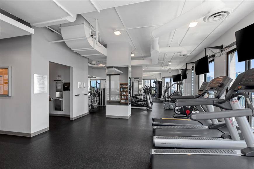 Condo for rent at 2 E Erie St #3612, Chicago, IL 60611