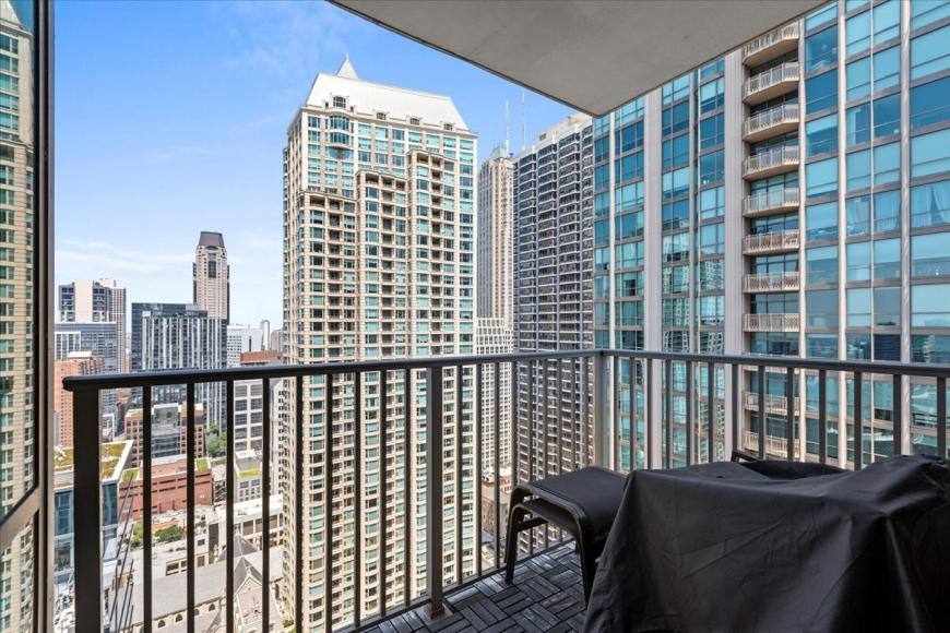 Condo for rent at 2 E Erie St #3612, Chicago, IL 60611