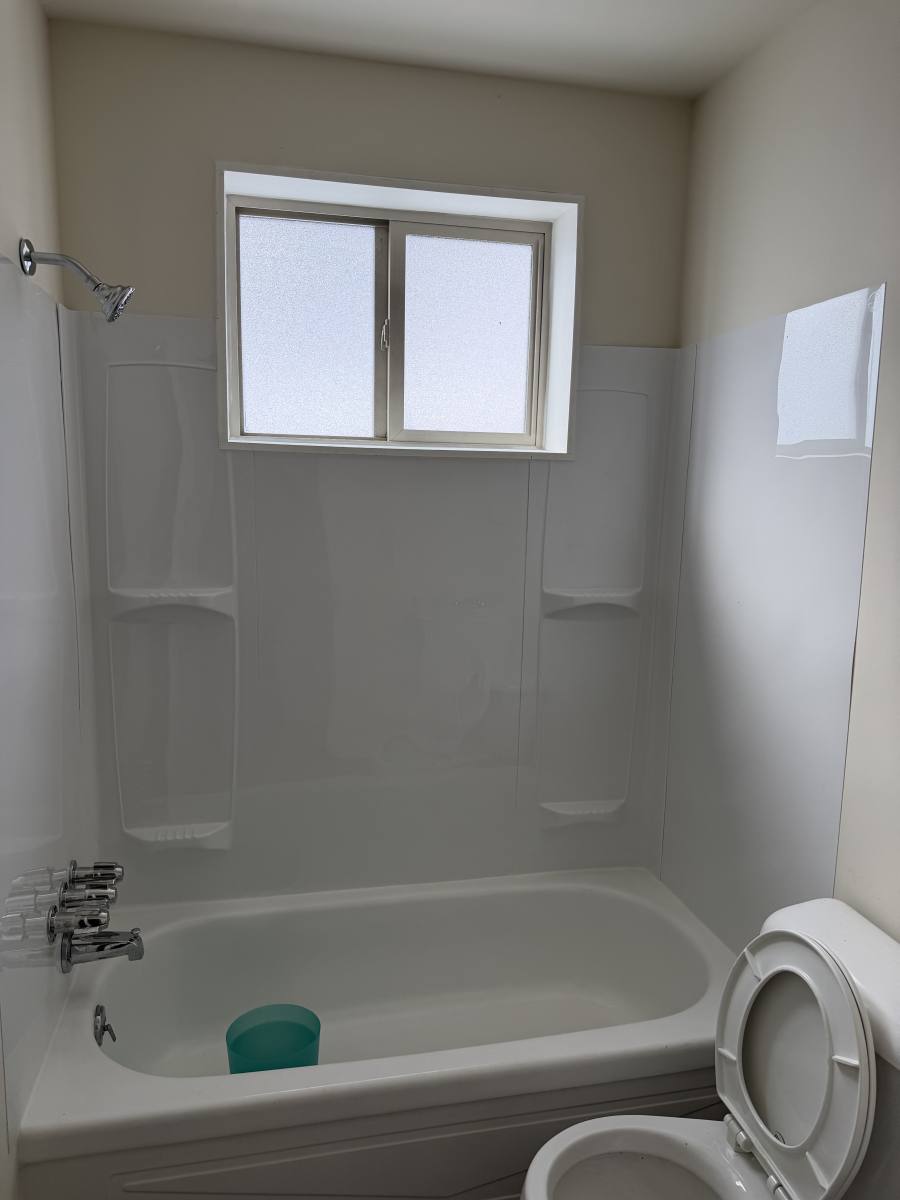 Apartment for rent at 4560 E 104th St #1, Cleveland, OH 44125