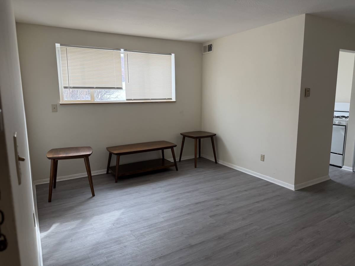 Apartment for rent at 4560 E 104th St #1, Cleveland, OH 44125