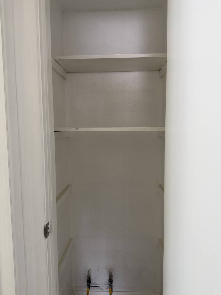 Apartment for rent at 4560 E 104th St #1, Cleveland, OH 44125