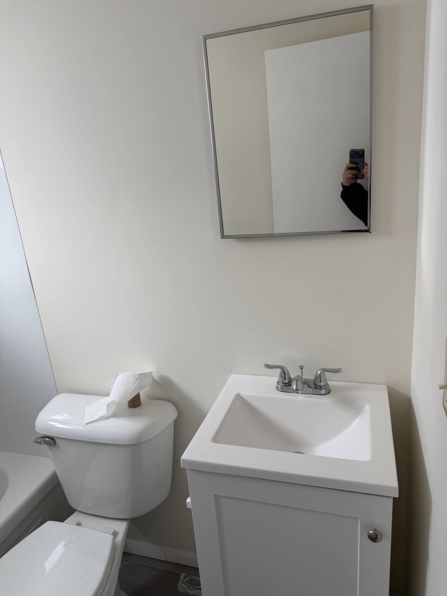 Apartment for rent at 4560 E 104th St #1, Cleveland, OH 44125