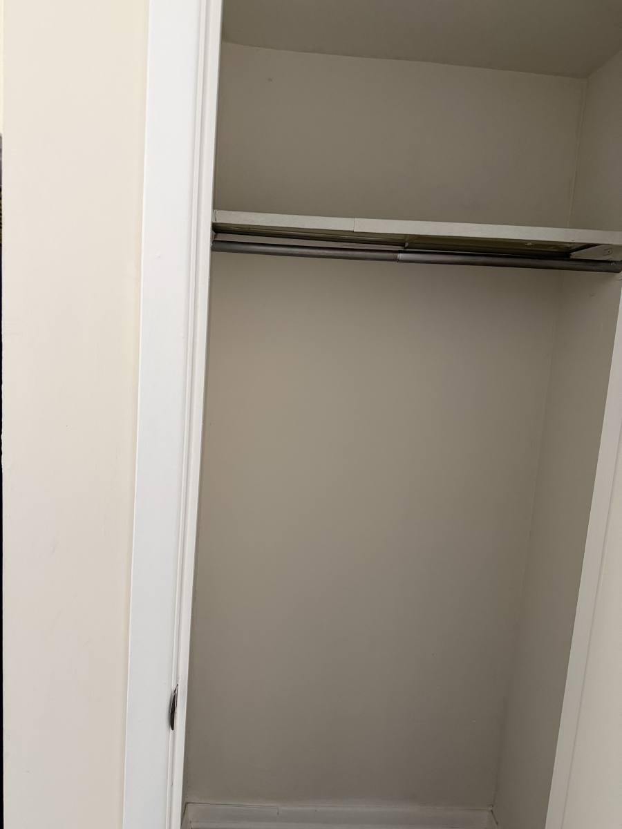 Apartment for rent at 4560 E 104th St #1, Cleveland, OH 44125
