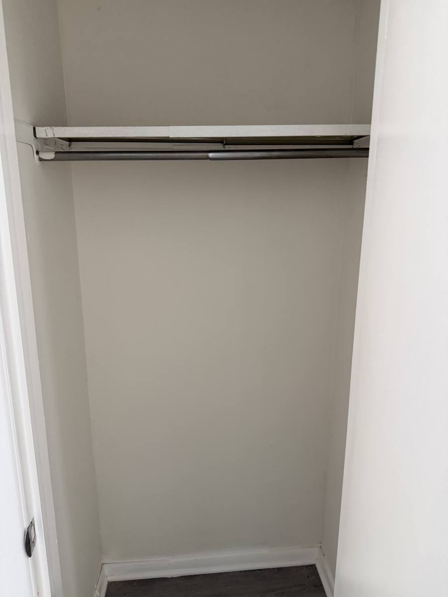 Apartment for rent at 4560 E 104th St #1, Cleveland, OH 44125