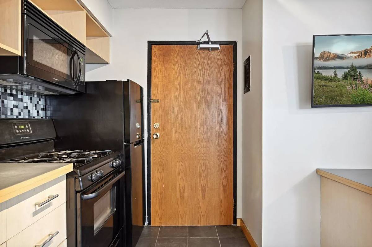 Apartment for rent at The Miro, 3140 Minnehaha Ave, Minneapolis, MN 55406