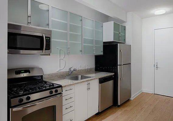Apartment for rent at 37 Wall St #6G, New York, NY 10005