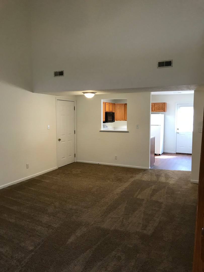 Townhouse for rent at 1704-1706 Juniper Dr, Columbia, MO 65201