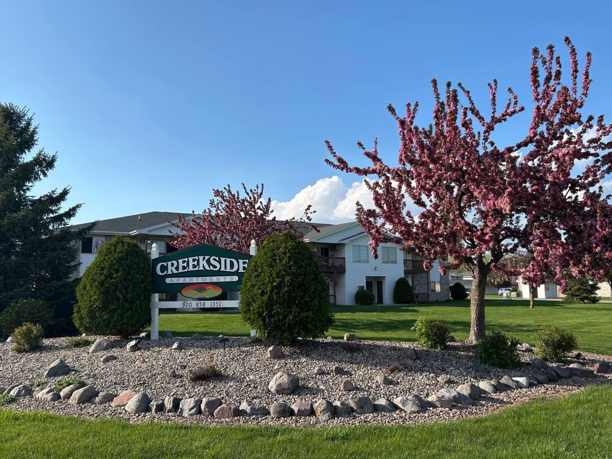 Apartment for rent at 1251-1275 Christopher Dr, Neenah, WI 54956