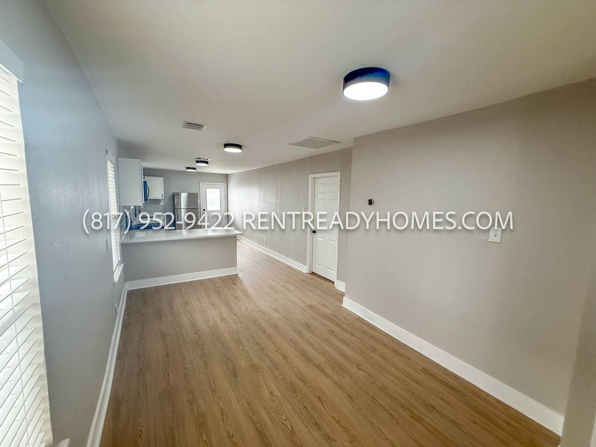 House for rent at 1824 Carver Ave, Fort Worth, TX 76102