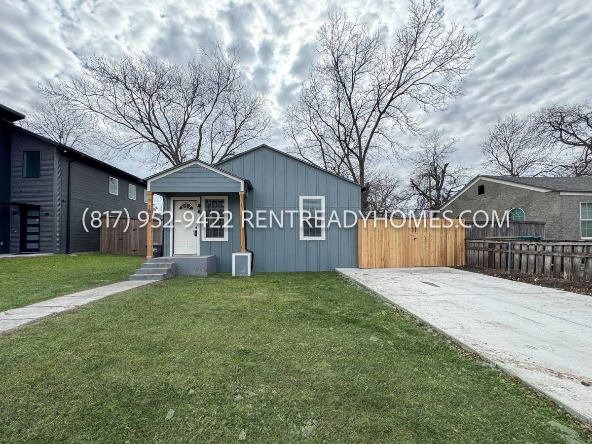 House for rent at 1824 Carver Ave, Fort Worth, TX 76102