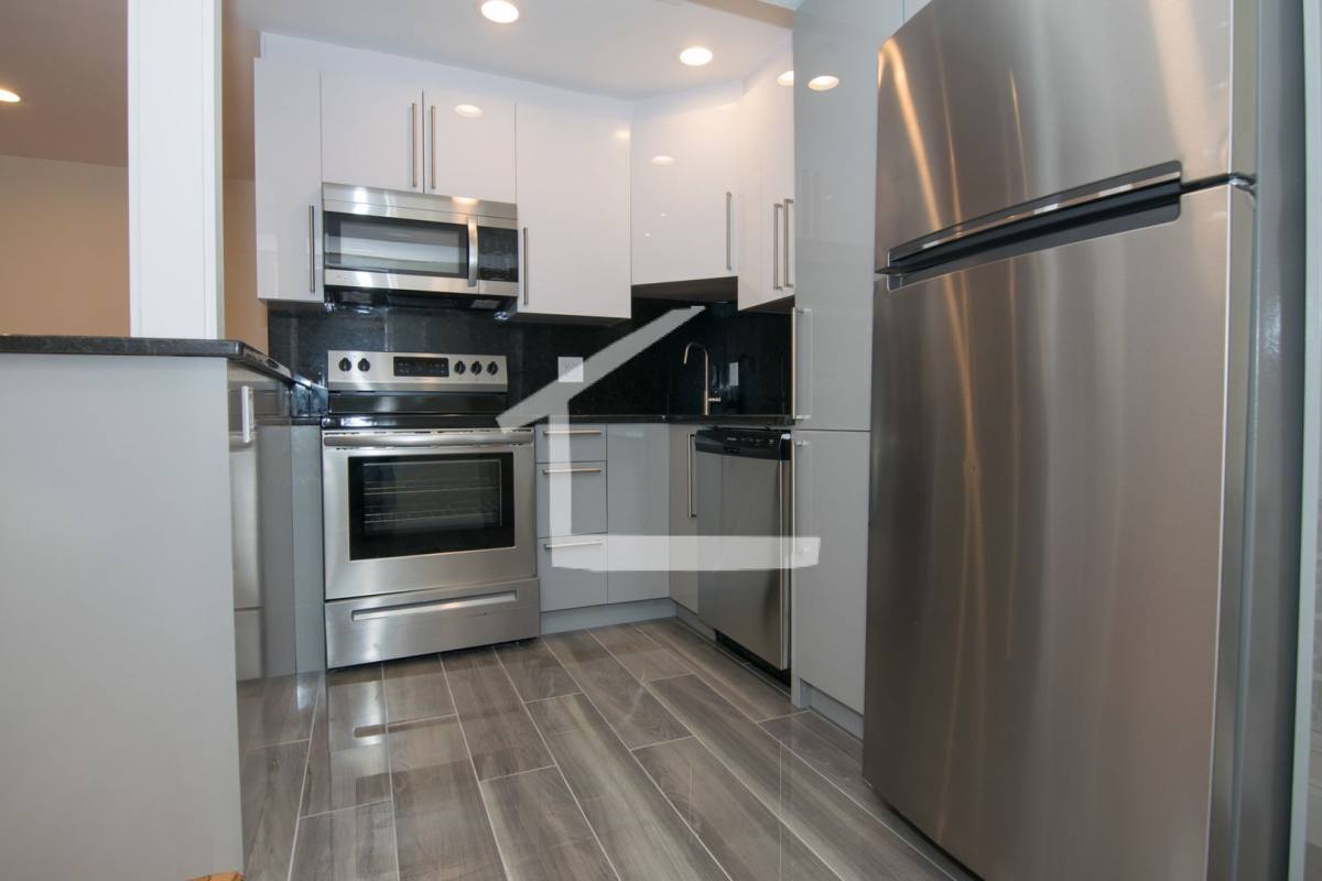 House for rent at 1797 Beacon St #2, Brookline, MA 02445