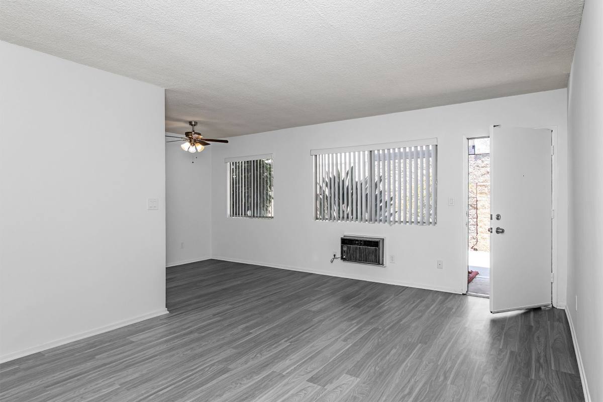 Apartment for rent at 1268 Mariposa St, Glendale, CA 91205