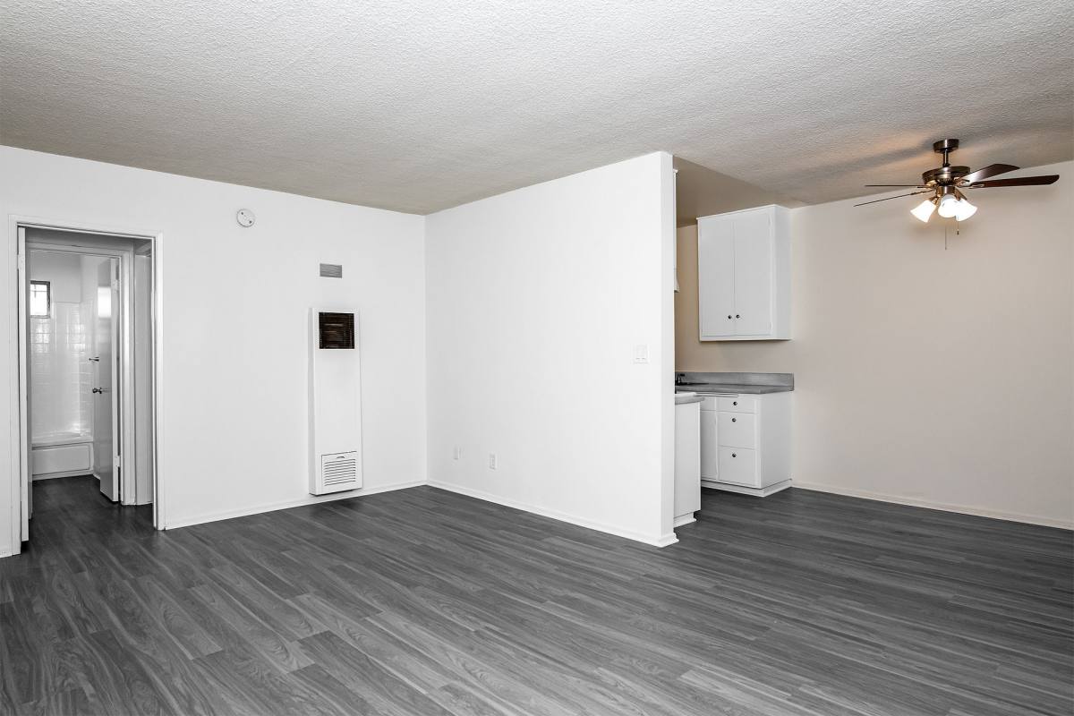 Apartment for rent at 1268 Mariposa St, Glendale, CA 91205