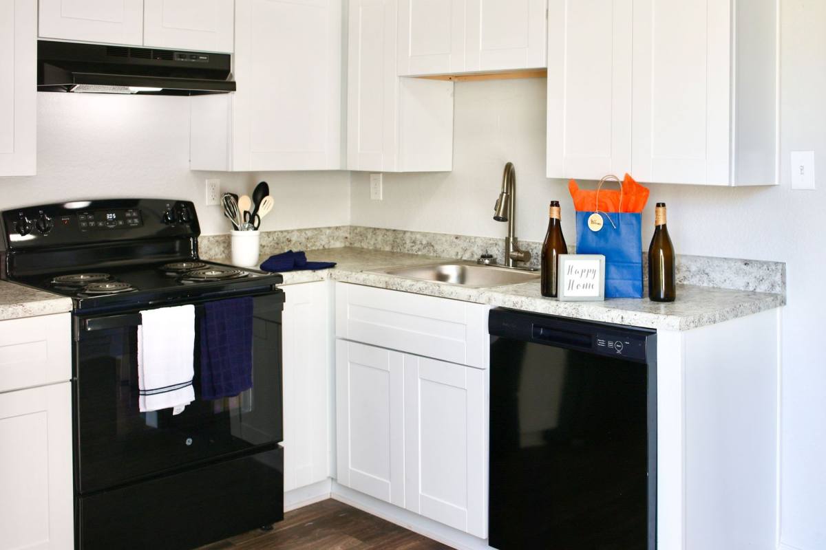 Townhouse for rent at 548 Madison St, Portsmouth, VA 23704