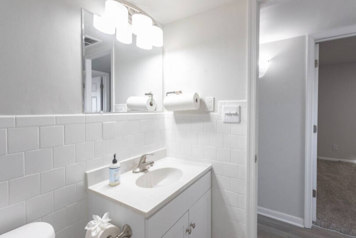 Townhouse for rent at 548 Madison St, Portsmouth, VA 23704